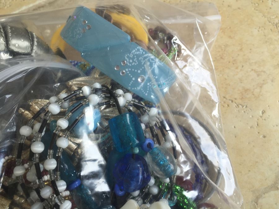 Jewelry Lot #12 - Assorted Jewelry In Large Bag [Photo 11]