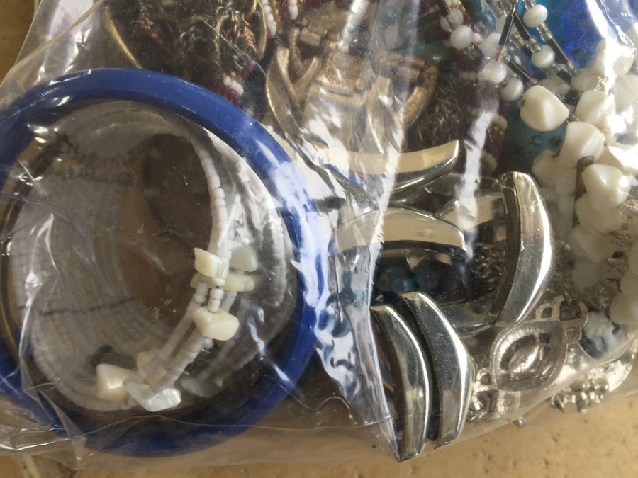 Jewelry Lot #12 - Assorted Jewelry In Large Bag [Photo 9]