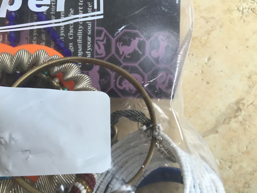 Jewelry Lot #12 - Assorted Jewelry In Large Bag [Photo 5]