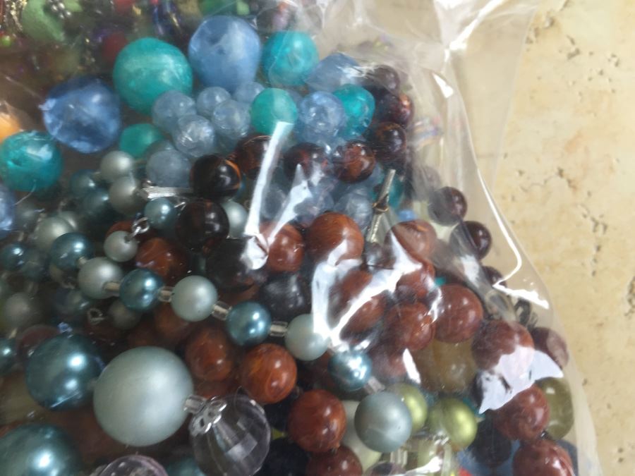 Jewelry Lot #14 - Assorted Jewelry In Large Bag [Photo 12]