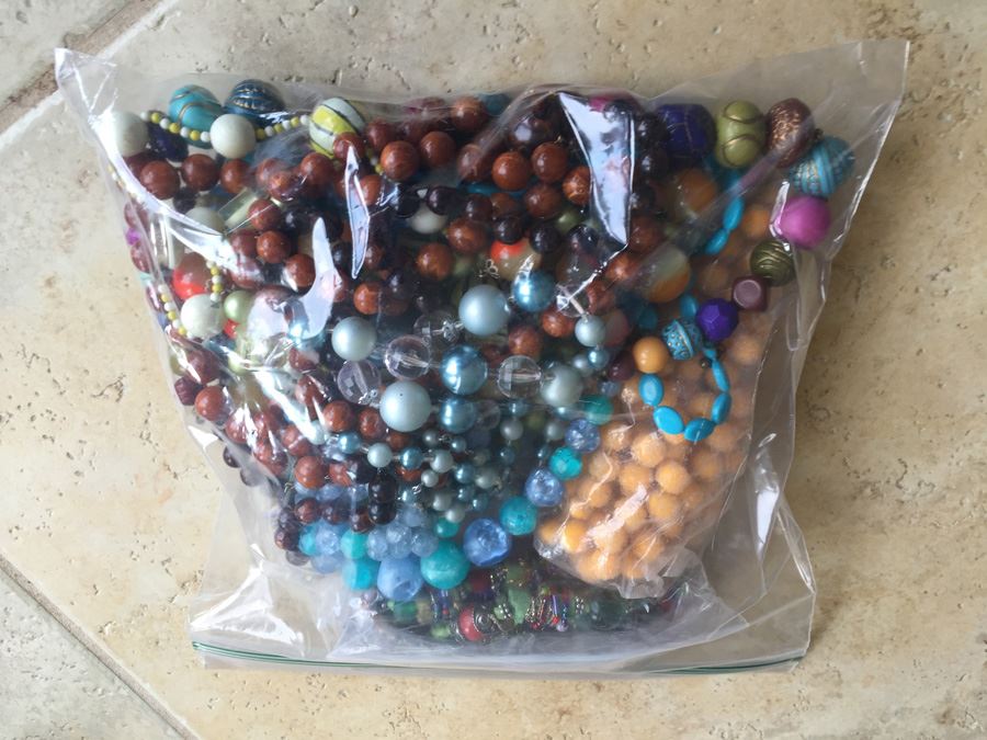 Jewelry Lot #14 - Assorted Jewelry In Large Bag [Photo 9]