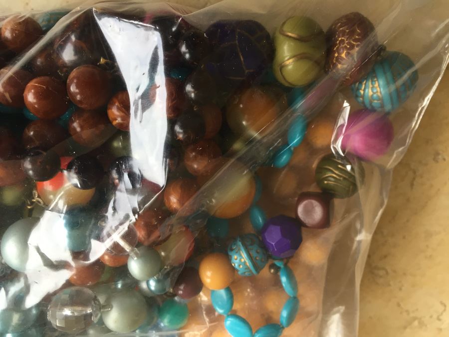 Jewelry Lot #14 - Assorted Jewelry In Large Bag [Photo 10]