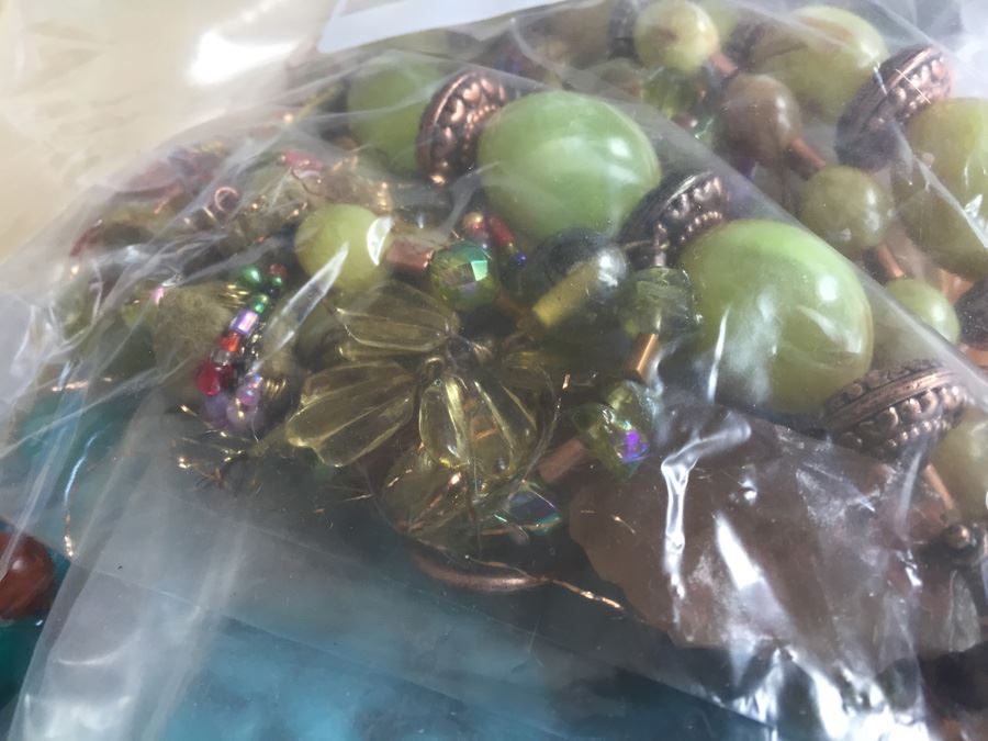 Jewelry Lot #14 - Assorted Jewelry In Large Bag [Photo 6]