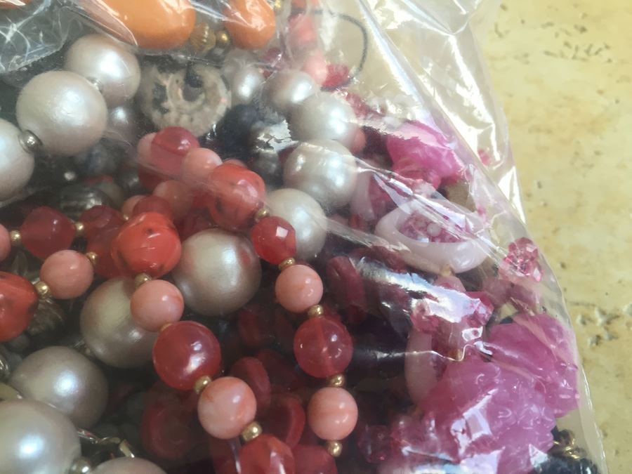 Jewelry Lot #15 - Assorted Jewelry In Large Bag [Photo 17]