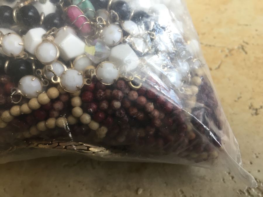 Jewelry Lot #15 - Assorted Jewelry In Large Bag [Photo 4]