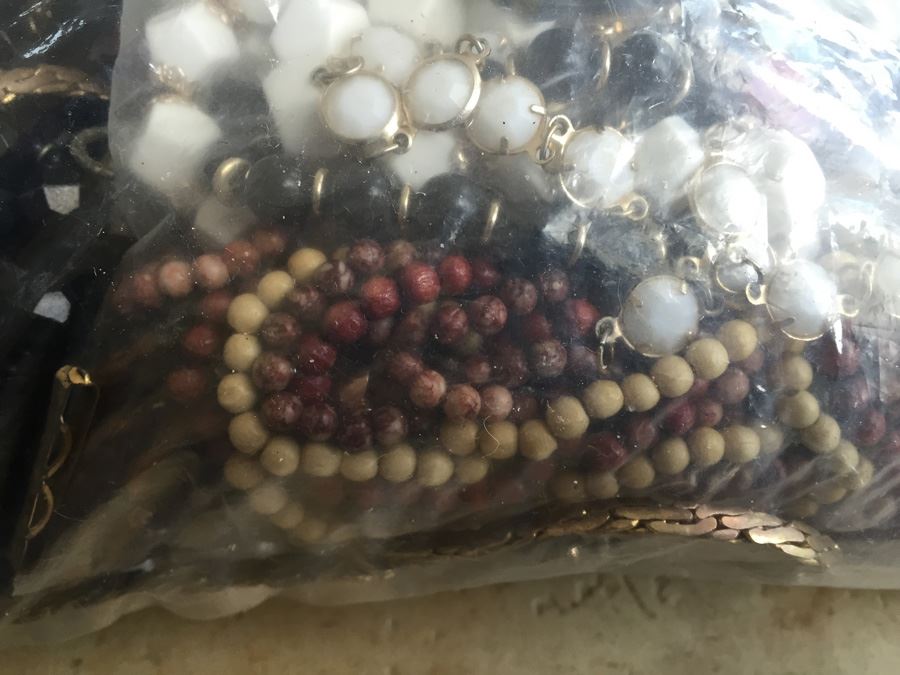 Jewelry Lot #15 - Assorted Jewelry In Large Bag [Photo 3]
