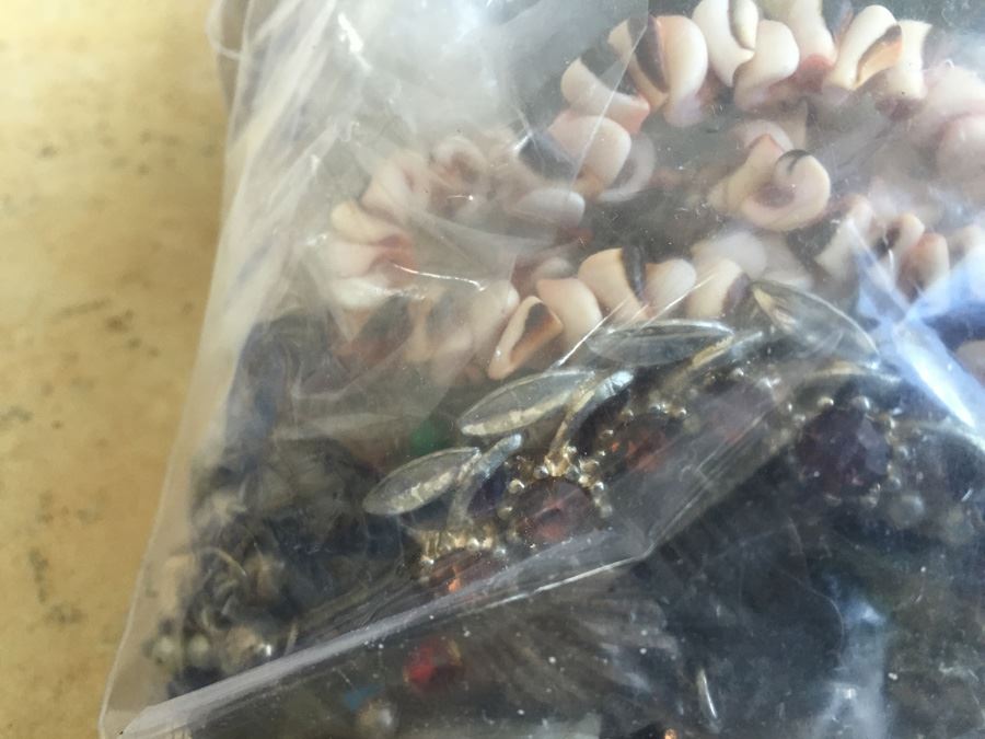 Jewelry Lot #16 - Assorted Jewelry In Large Bag [Photo 3]