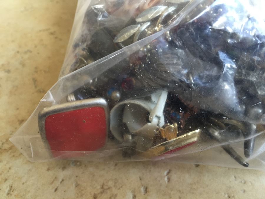 Jewelry Lot #16 - Assorted Jewelry In Large Bag [Photo 2]