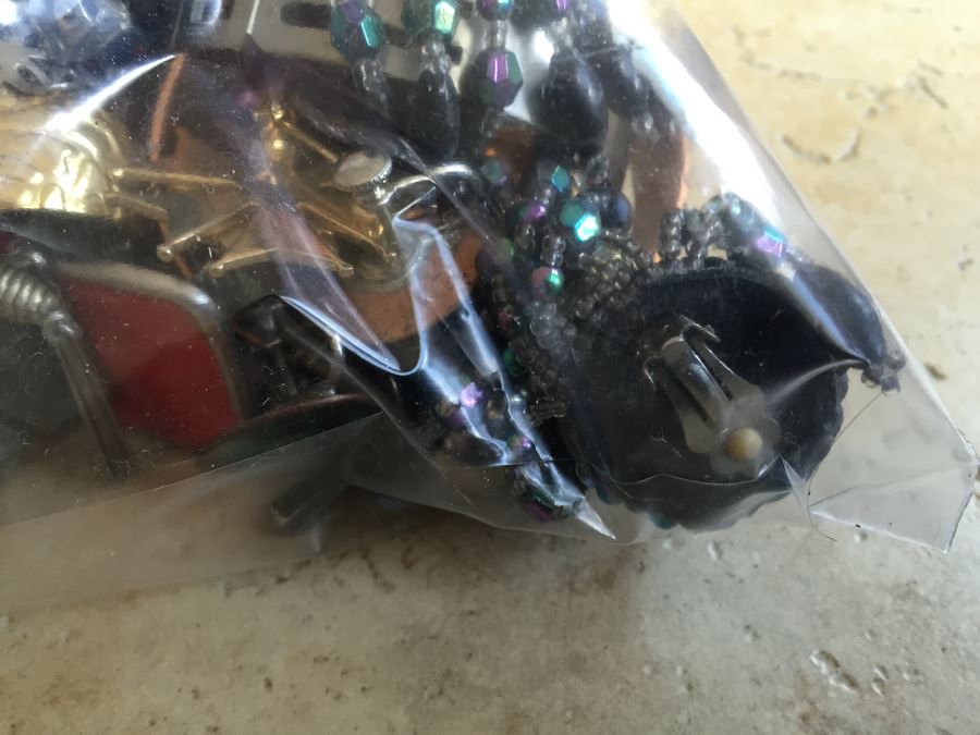 Jewelry Lot #16 - Assorted Jewelry In Large Bag [Photo 6]