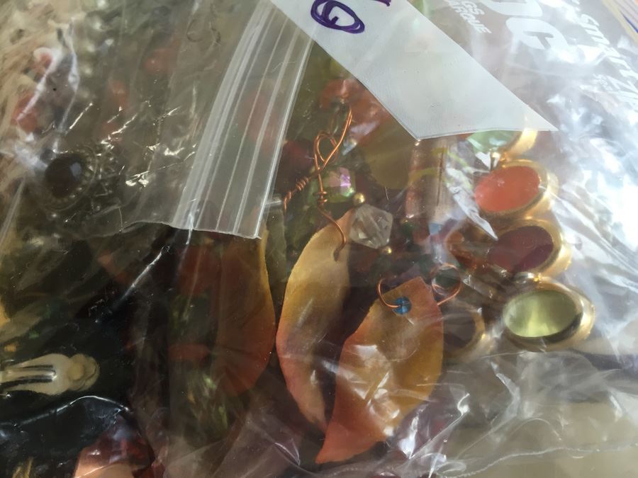 Jewelry Lot #16 - Assorted Jewelry In Large Bag [Photo 10]