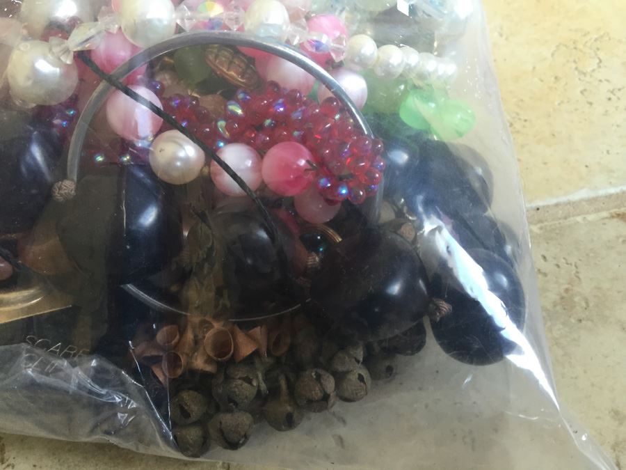 Jewelry Lot #17 - Assorted Jewelry In Large Bag [Photo 4]