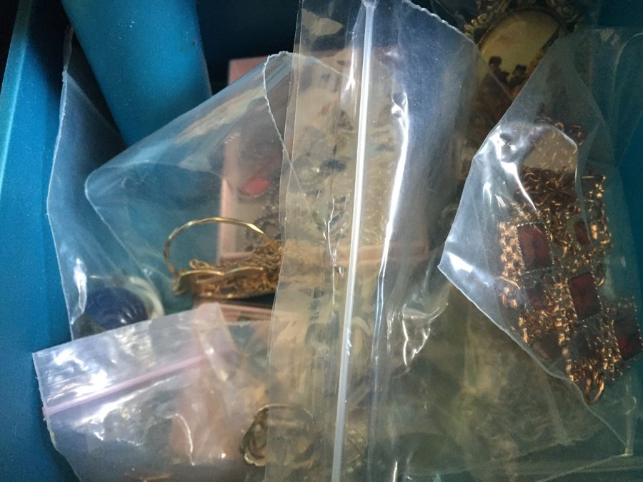 Jewelry Box Filled With Jewelry [Photo 11]