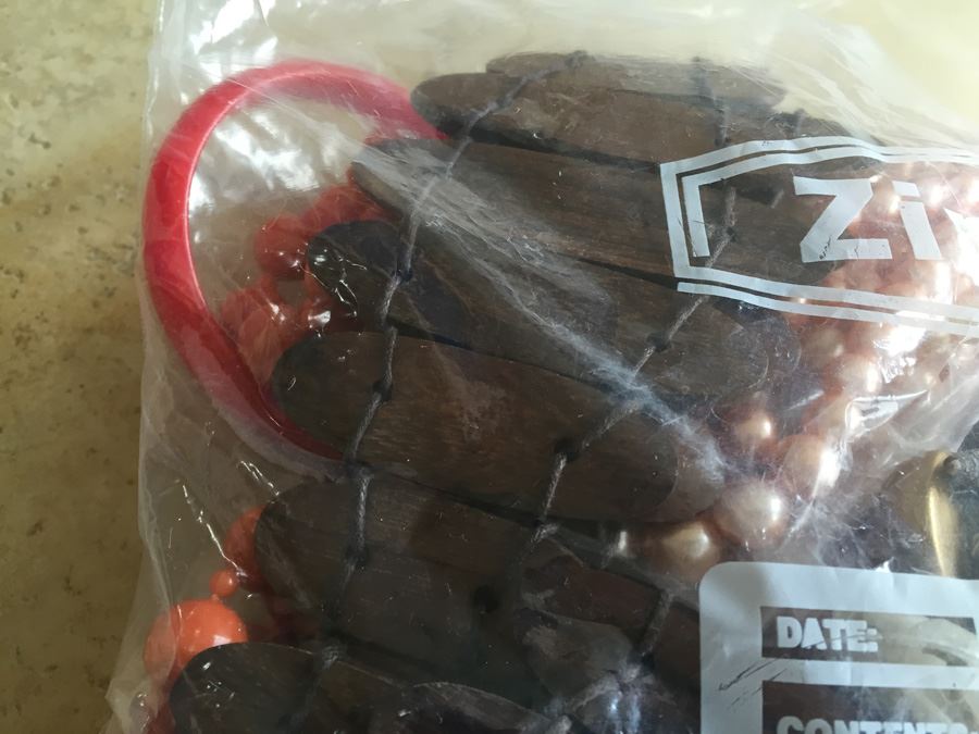 Jewelry Lot #3 - Assorted Jewelry In Large Bag [Photo 8]