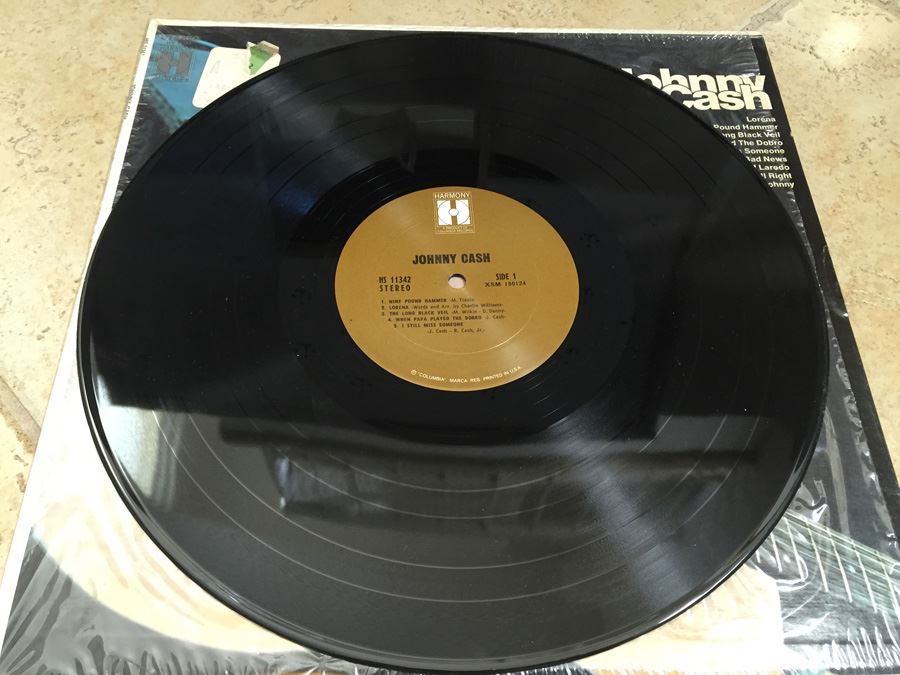 Johnny Cash - This Is Johnny Cash - Harmony - HS 11342 [Photo 3]
