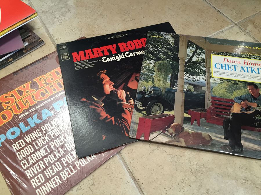 Vinyl Record Lot [Photo 11]