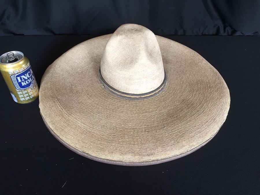 Nice Vintage Authentic Mexican Straw Pigalle XXXXX Sombrero [Photo 1]