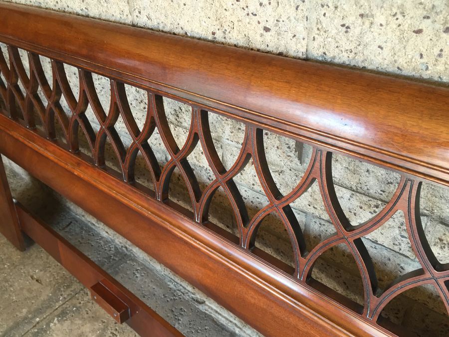 Mid-Century King Size Headboard [Photo 4]