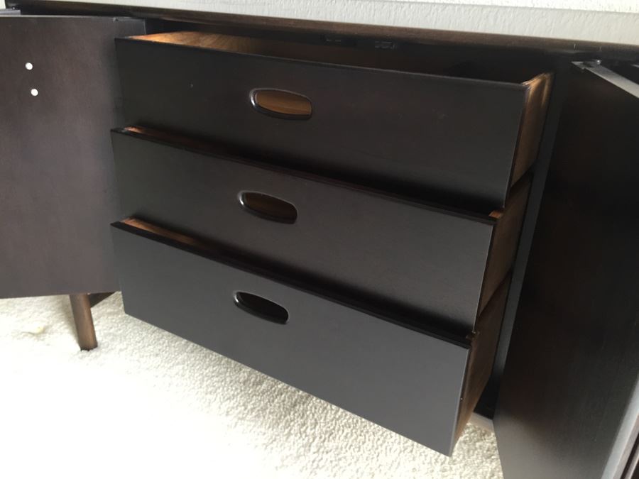 Mid-Century Buffet [Photo 17]