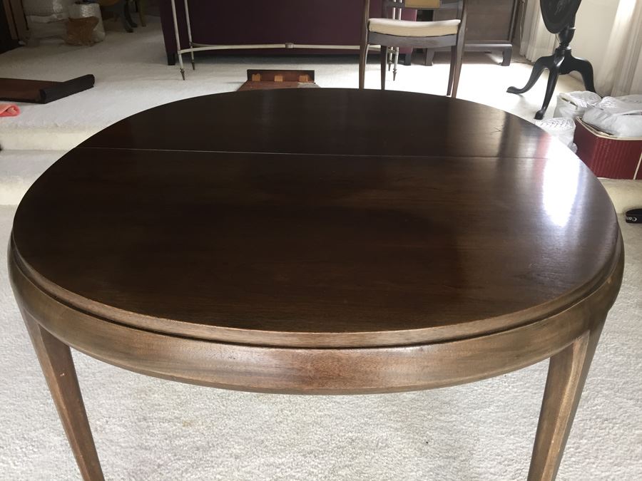 Elegant Mount Airy Chair Company Dining Table With Six Chairs And Two Leaves And Protective Pads [Photo 5]