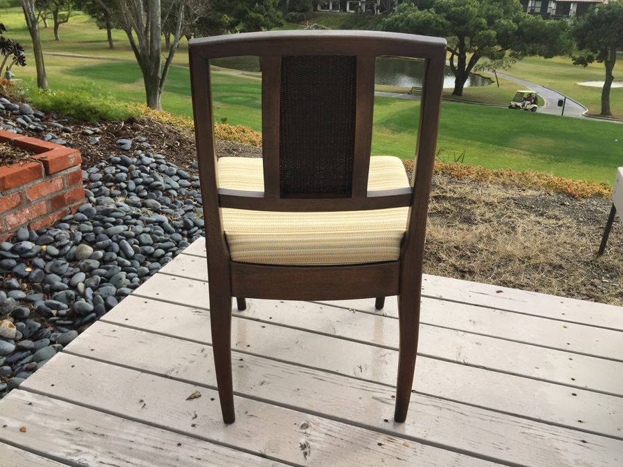 Elegant Mount Airy Chair Company Dining Table With Six Chairs And Two Leaves And Protective Pads [Photo 35]