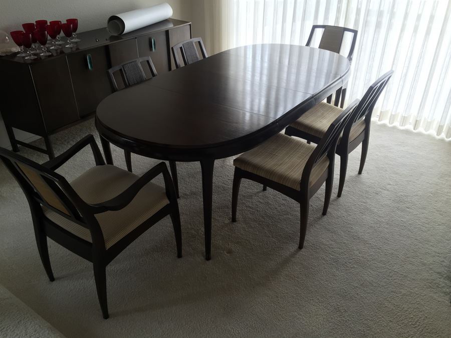 Elegant Mount Airy Chair Company Dining Table With Six Chairs And Two Leaves And Protective Pads [Photo 16]