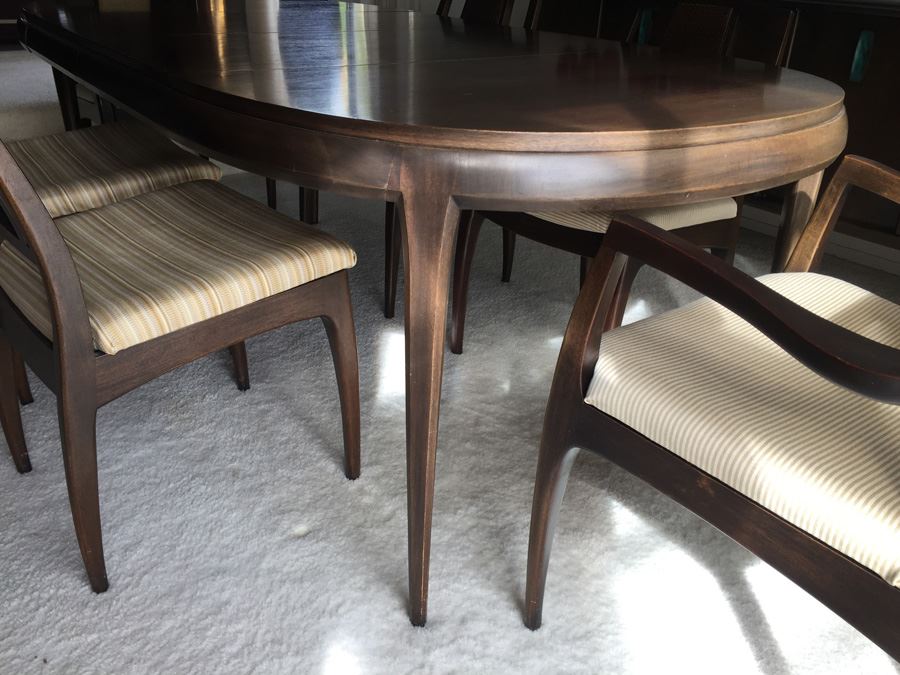 Elegant Mount Airy Chair Company Dining Table With Six Chairs And Two Leaves And Protective Pads [Photo 24]