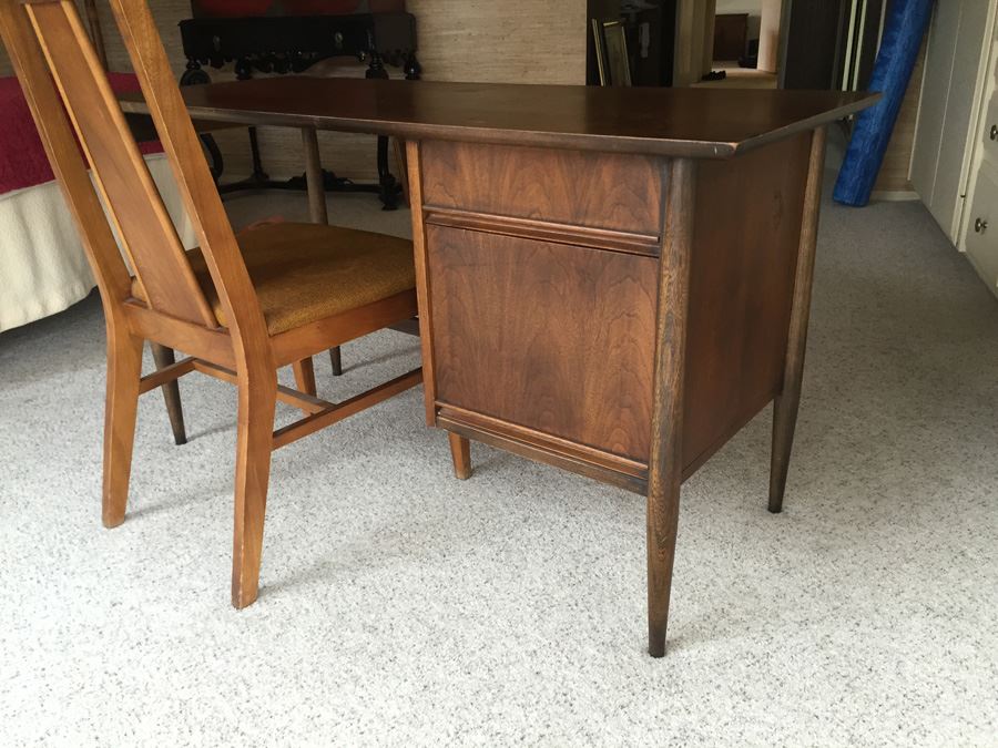 Mid-Century Modern Desk And Mid-Century Modern Chair [Photo 3]