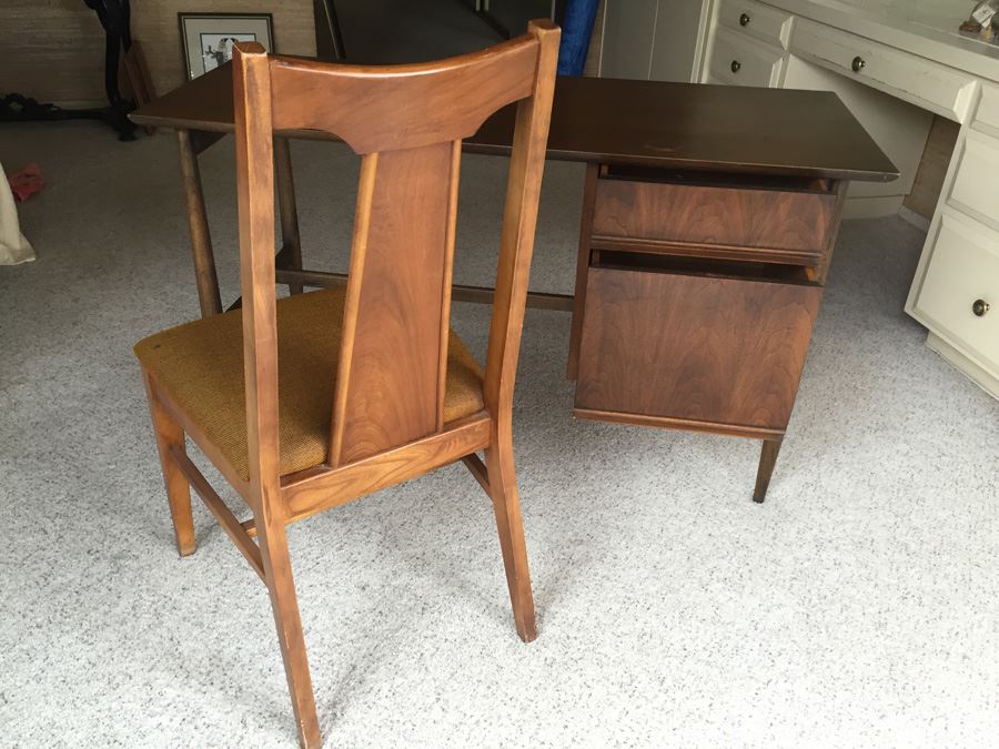 Mid-Century Modern Desk And Mid-Century Modern Chair [Photo 17]