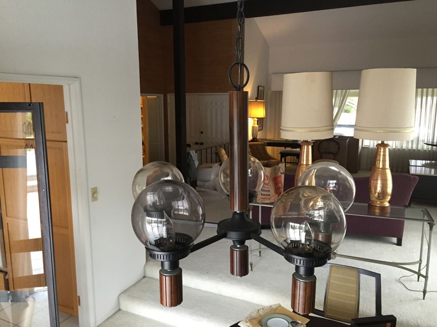 Mid-Century Modern Light Fixture [Photo 4]