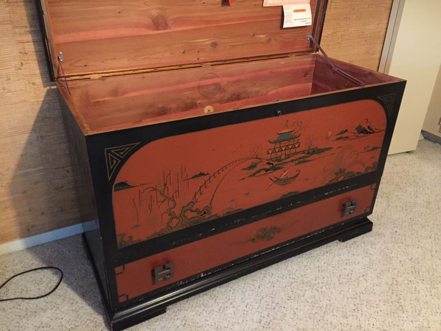 Vintage Chinoiserie Red And Black LANE Cedar Chest With Drawer [Photo 13]