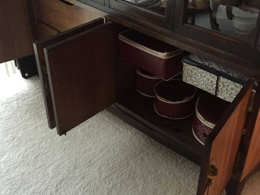 Lane Two Piece Lighted Chinoiserie China Cabinet With Brass Hardware [Photo 11]