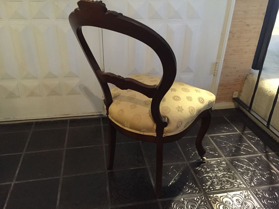 Vintage Chair   12127 V46c 