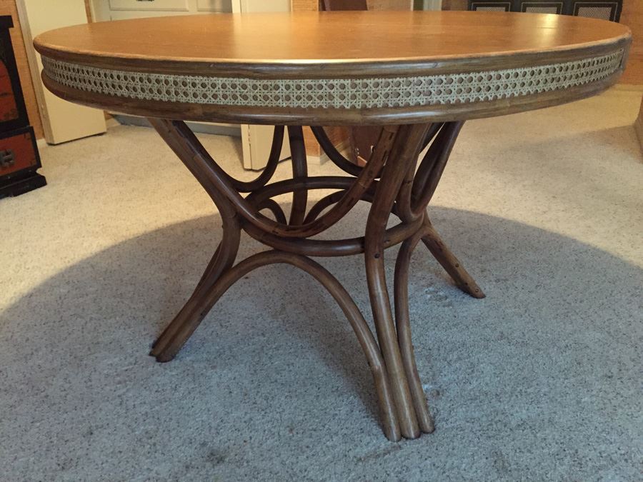 Rattan Table With Leaf [Photo 7]