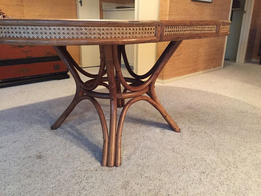 Rattan Table With Leaf [Photo 13]