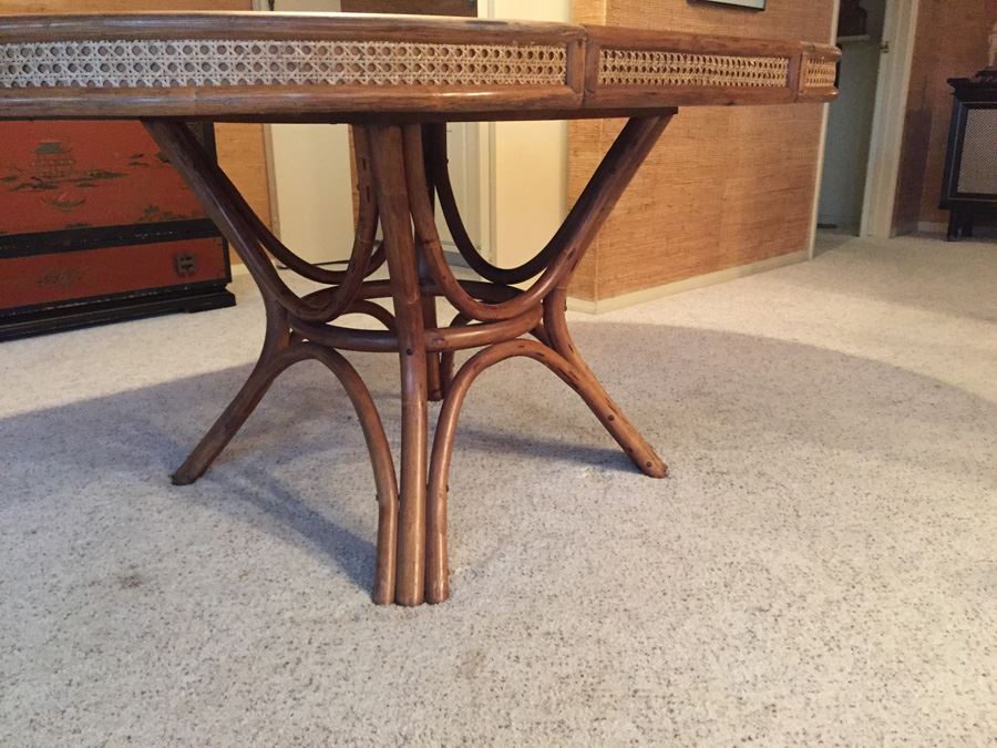 Rattan Table With Leaf [Photo 14]