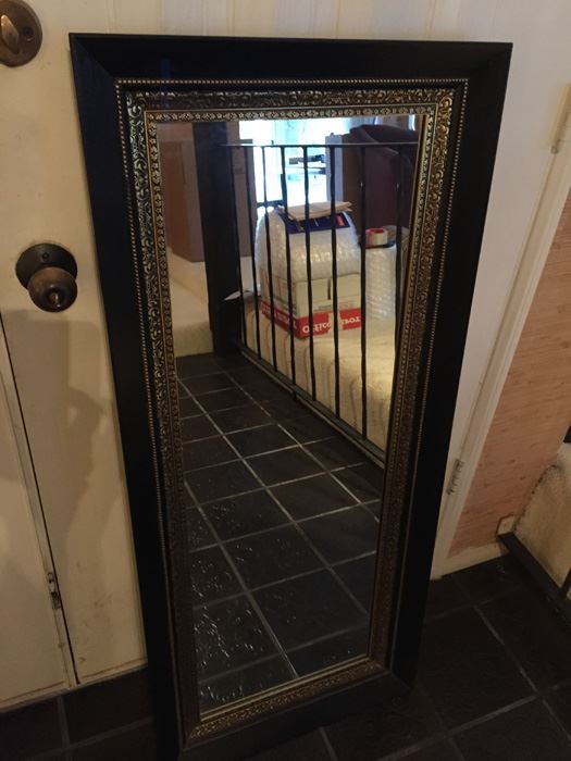 Black And Gold Mirror [Photo 5]