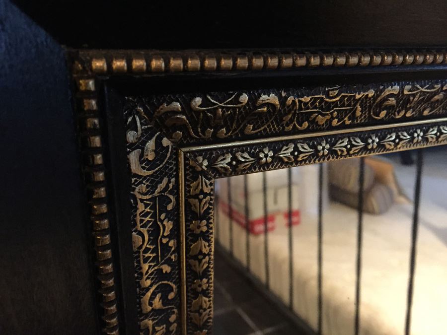 Black And Gold Mirror [Photo 4]