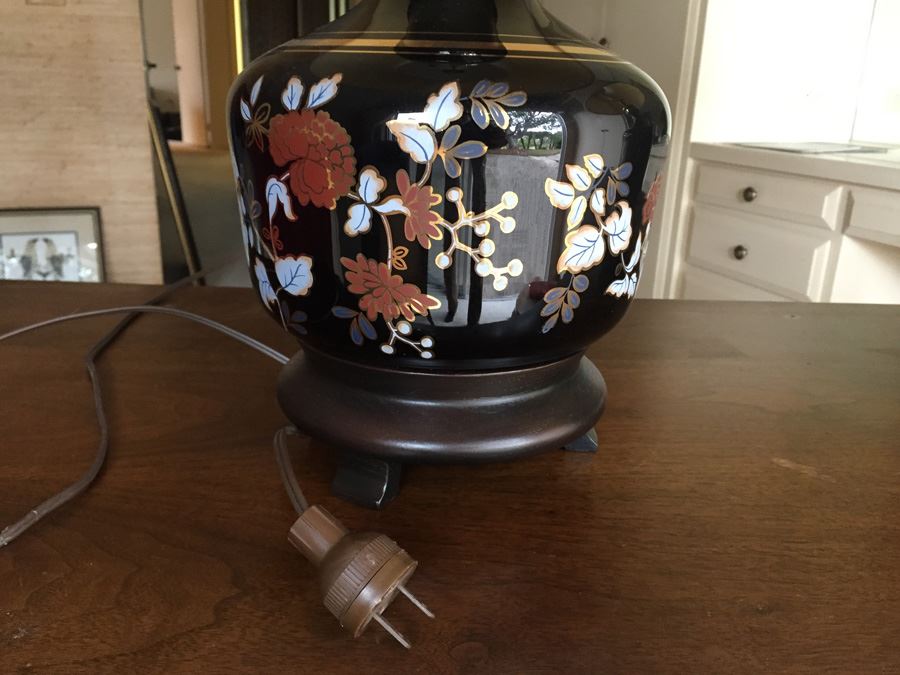 Pair Of Black And Gold Table Lamps [Photo 3]