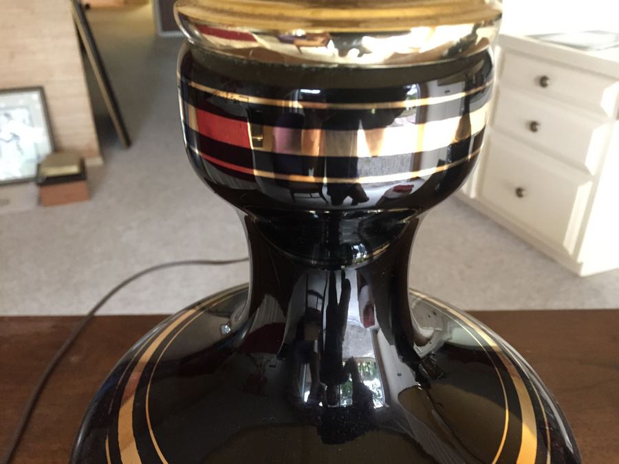 Pair Of Black And Gold Table Lamps [Photo 7]