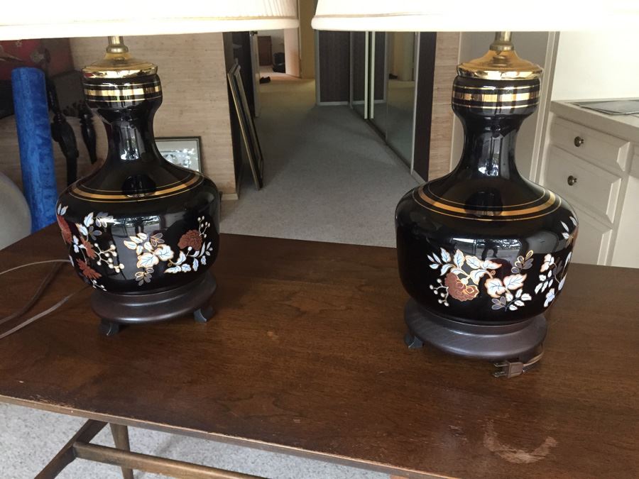 Pair Of Black And Gold Table Lamps [Photo 2]