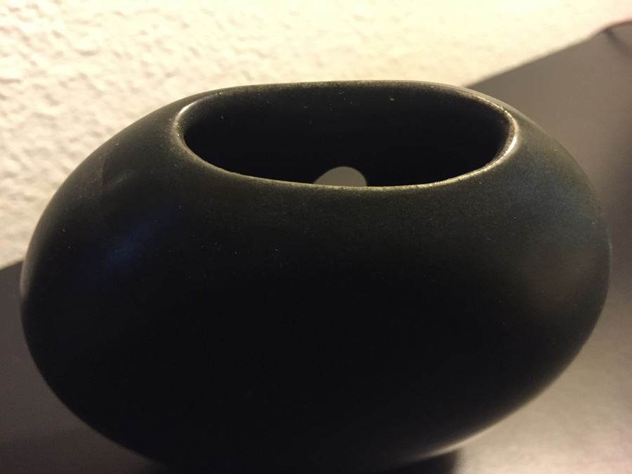 Black Pottery Signed Underneath TURKEL With Bamboo Hanging Wall Mount [Photo 6]