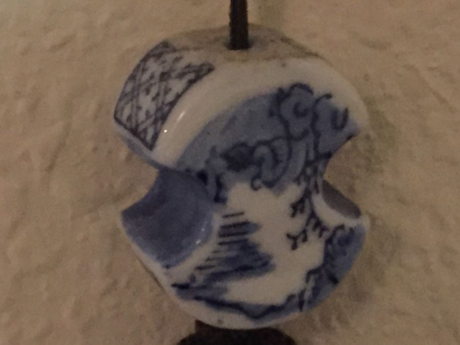 Old Japanese Kakemono Seasonal Scroll Depicting Mountains Forest And Pavillion Design Ink And Colors On Silk Late Meiji Period Circa 1920 - Estimate $350 [Photo 10]