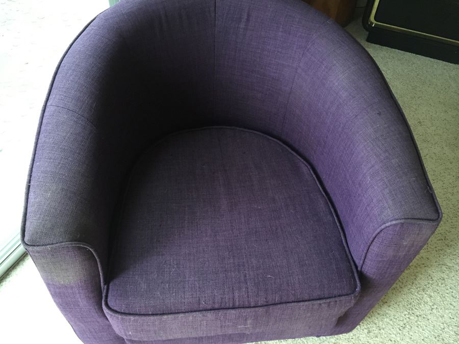 Purple Arm Chair [Photo 3]