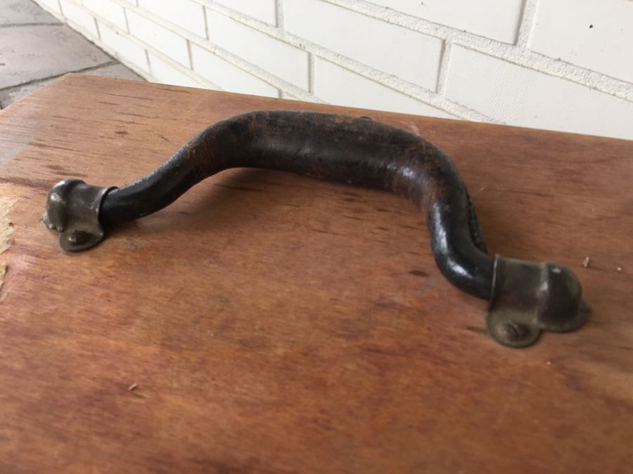 Vintage Dental Cabinet With Nine Sliding Drawers From The American Cabinet Co. [Photo 5]