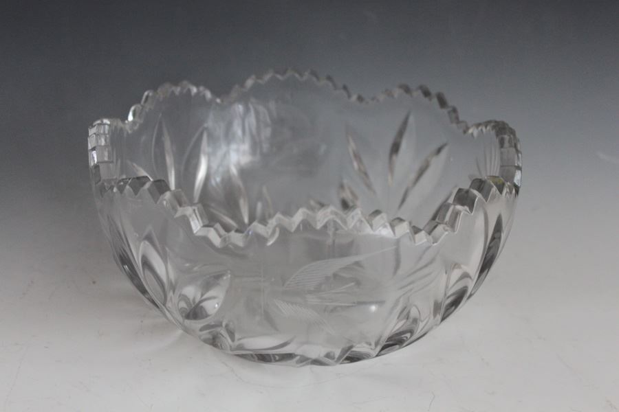 Vintage Cut Glass Bowl With Bird And Flower Patterns [Photo 5]
