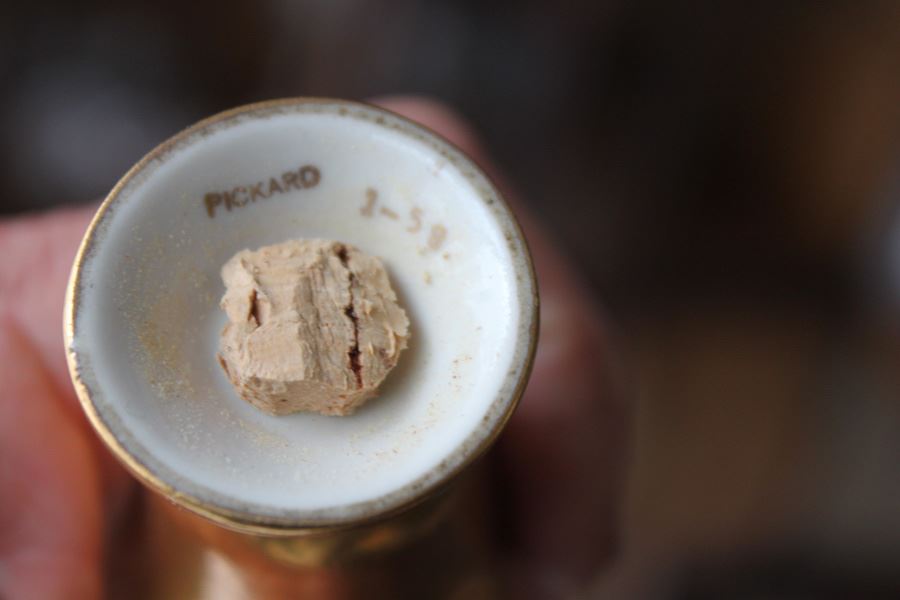 Pickard Gold Salt And Pepper Shakers [Photo 5]