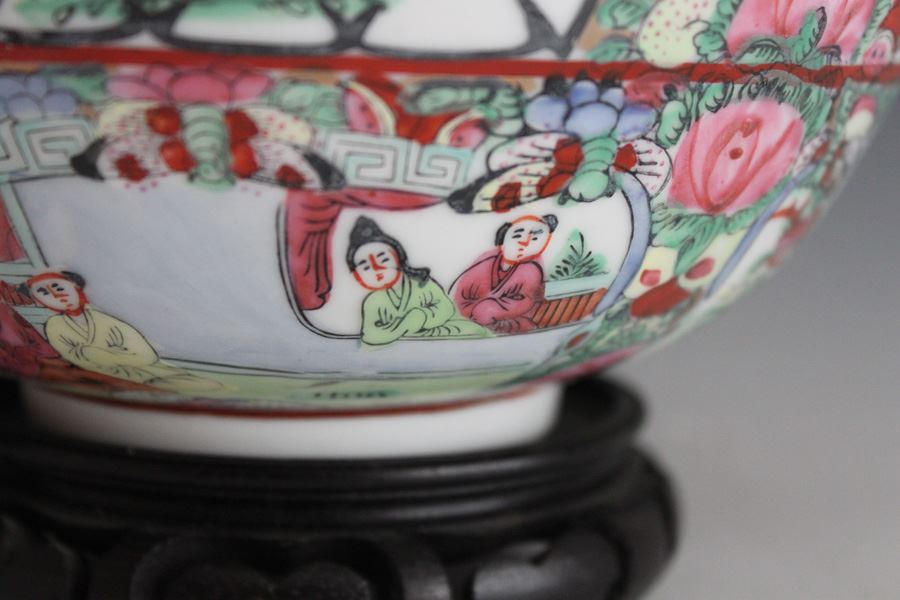 Signed Chinese Bowl With Wooden Stand [Photo 5]