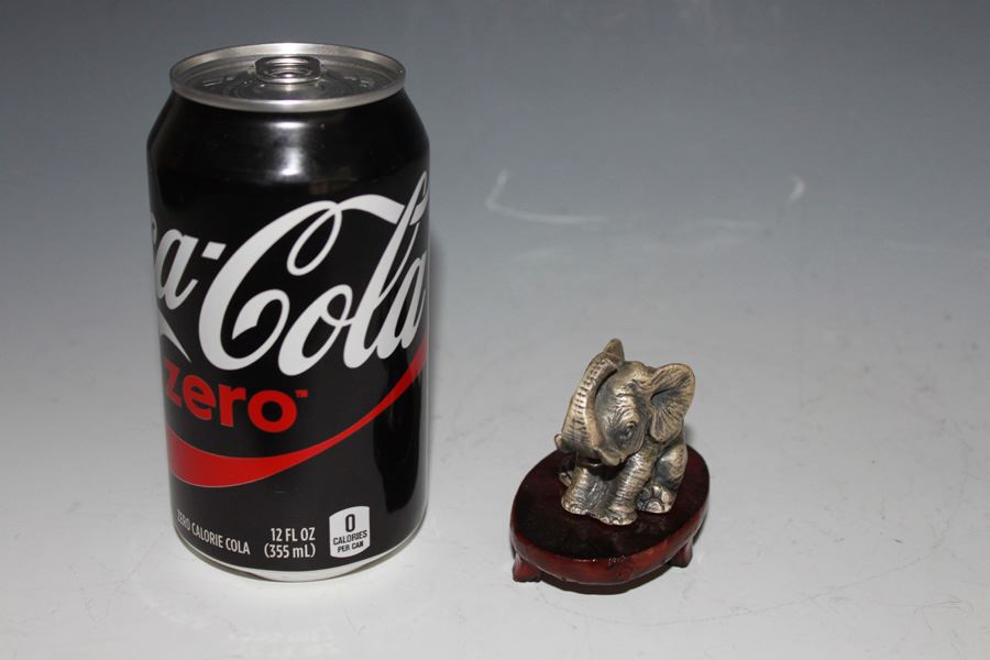 Peltro Argentato Italian Elephant Pewter With Wooden Stand