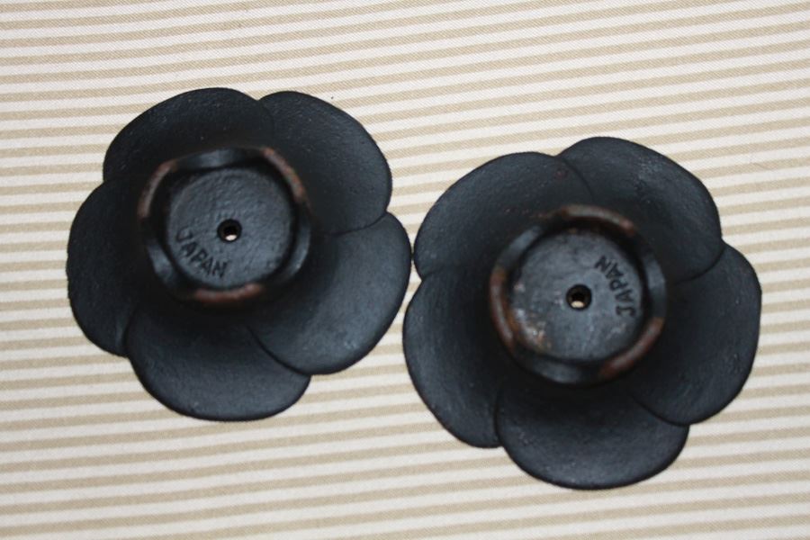 Japanese Metal Candle Stands [Photo 5]