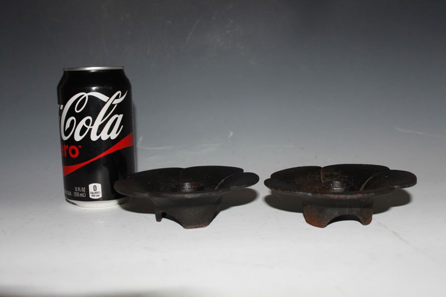 Japanese Metal Candle Stands [Photo 6]